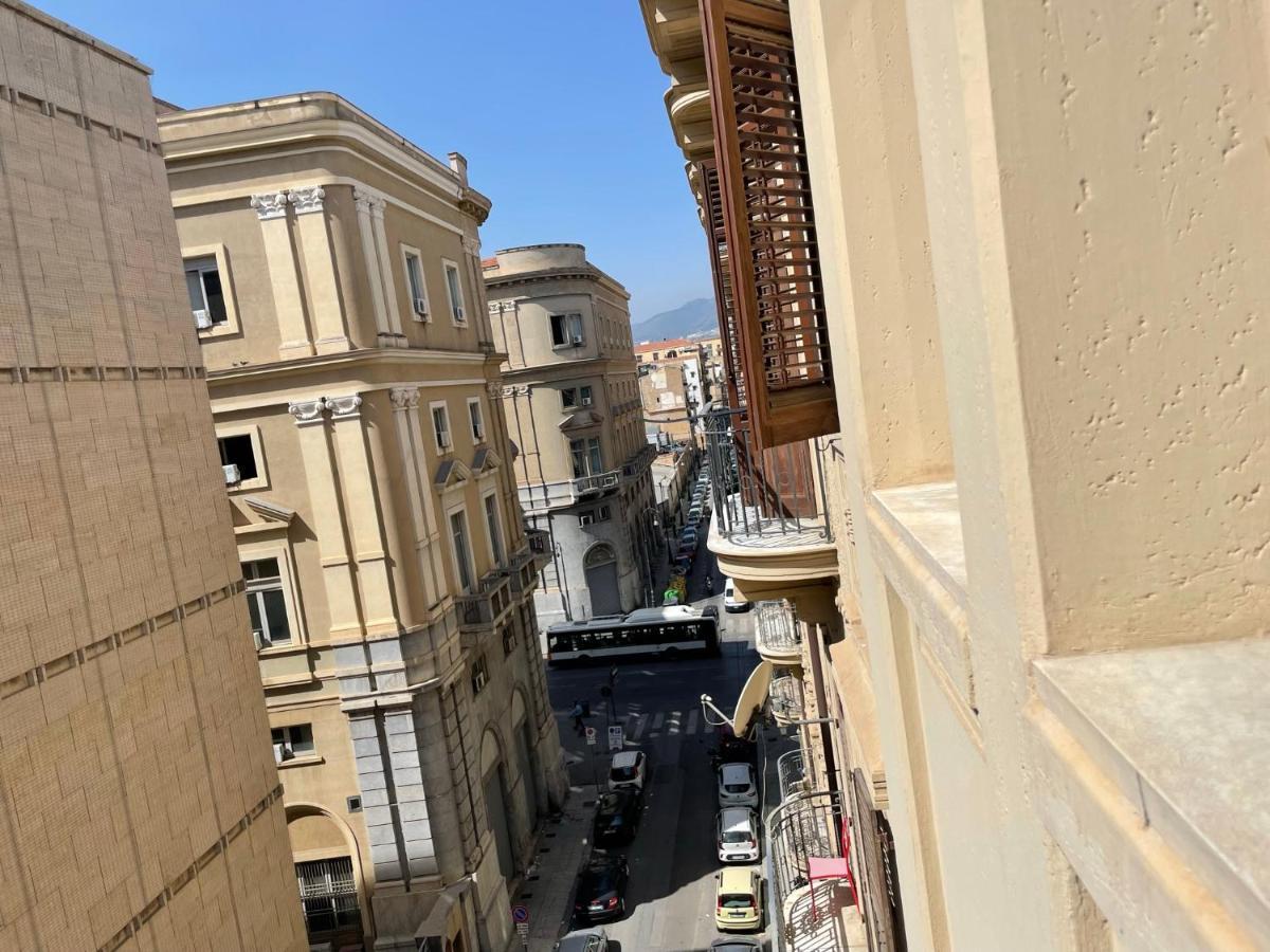 Liberty Palace Palermo Bagian luar foto