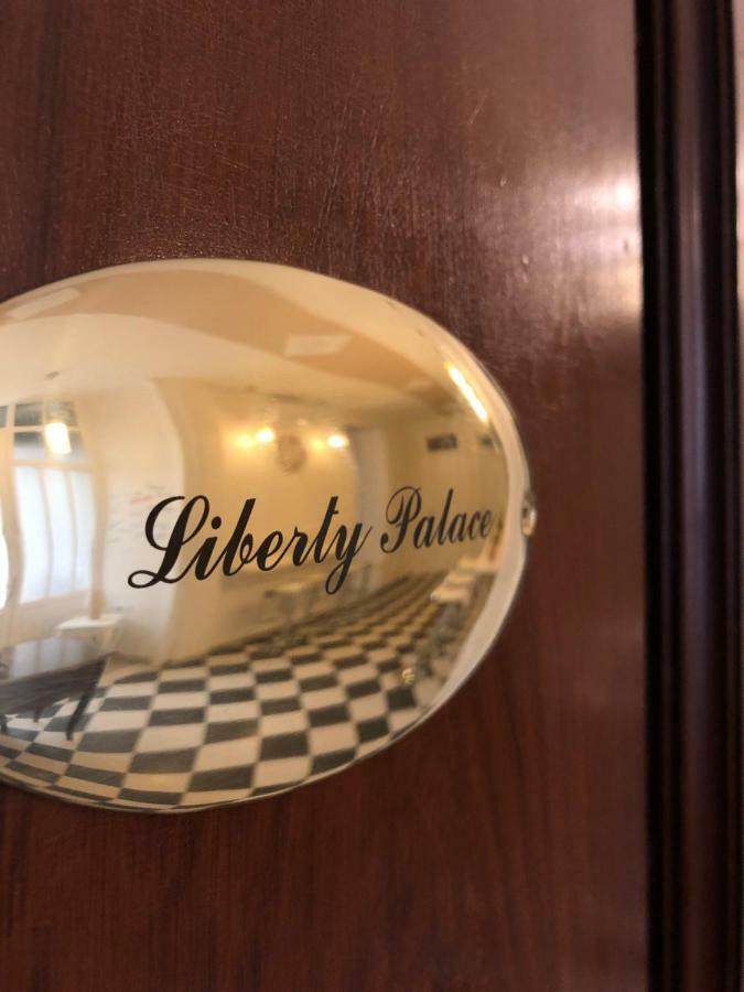 Liberty Palace Palermo Bagian luar foto