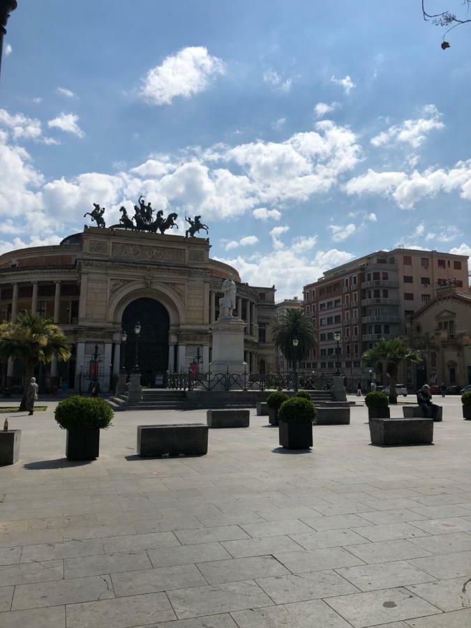 Liberty Palace Palermo Bagian luar foto